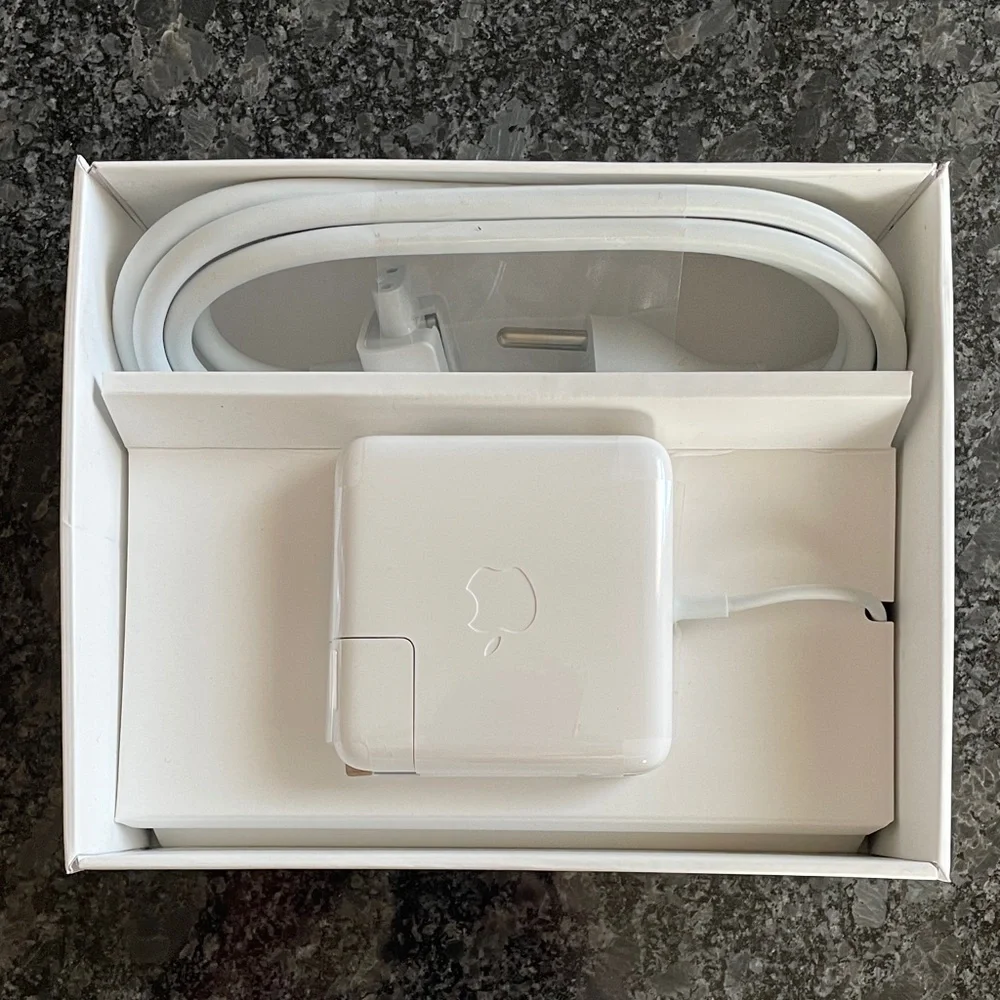 Apple MagSafe Power Adapter - White